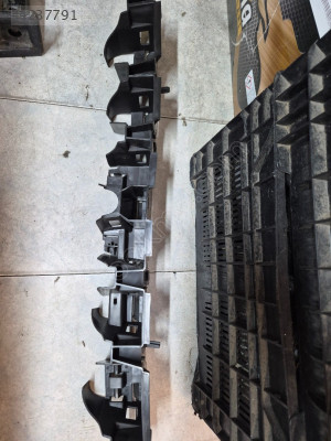 EN07FL018 RENAULT FLUENCE 09-12 | R.FLUENCE ARKA TAMPON TASIYICI