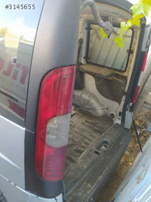 ÇIKMA FİAT DOBLO SOL ARKA STOP