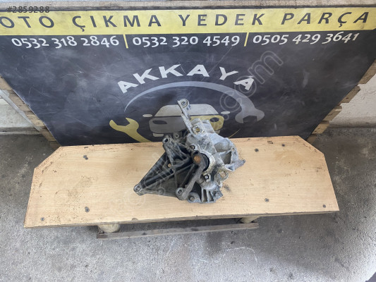 8200407084 Kangoo Şanzıman Kulağı Orijinal Çıkma