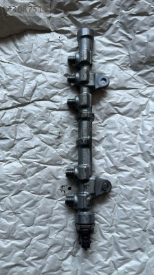 Fiat 1.3 E6 çıkma reyl borusu