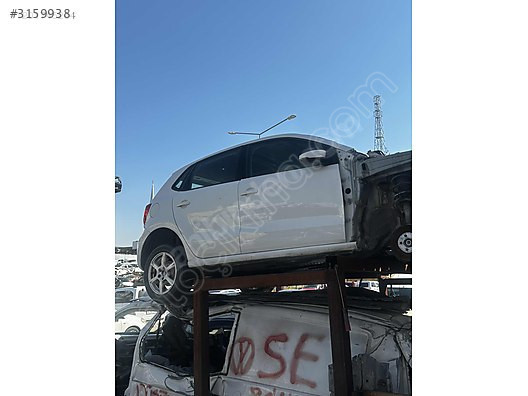 VOLKSWAGEN POLO SAĞ KAPILAR VE BAGAJ