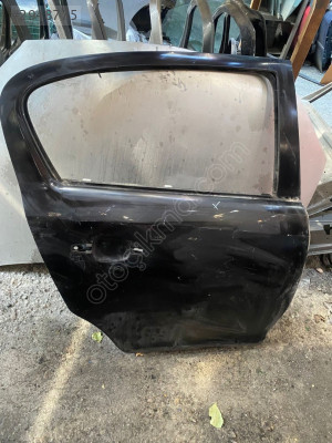 Opel corsa 2007-2013 kapı