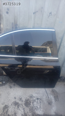 BMW E60 SAĞ ARKA KAPI