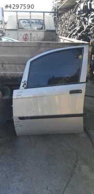 FİAT İDEA SOL ÖN KAPI ORJİİNAL ÇIKMA PARÇA DOLU