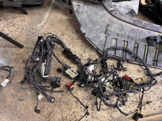 Sıfır orjınal Focus motor iç ana tesisatı jxt6 14a094 ae