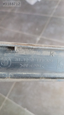 BMW E39 ARKA TAMPON ORTA ÇITA 1996 2000 51128184504 Ç