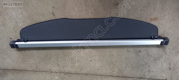 Corolla cross bagaj perdesi OEM 64910R750B temiz çıkma
