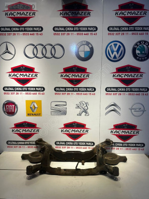 FORD MONDEO ARKA TRAVERS