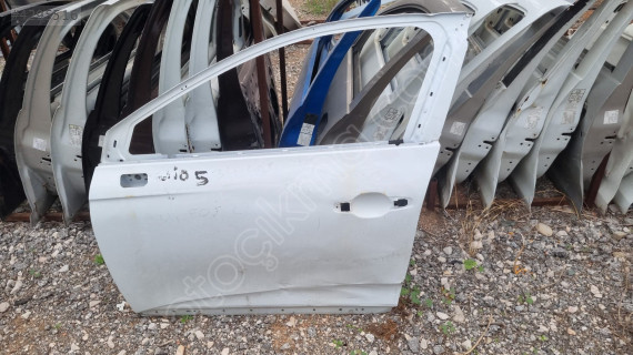 Renualt clio 2022 model sol on kapi