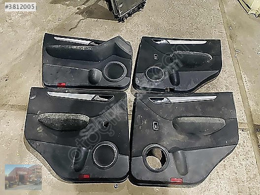 MERCEDES W245 B-SERISI ORJINAL KAPI DOSEME TAKIMI TEMİZ