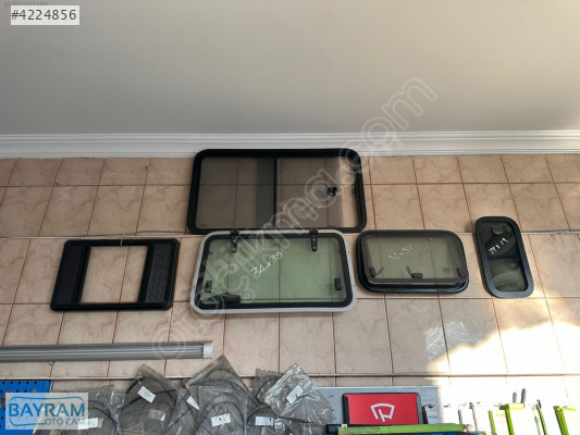 Karsan KARSAN JESTKARAVAN SÜRGÜLÜ CAMLARI