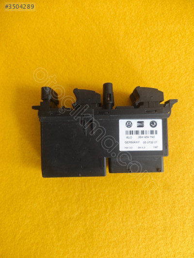 3B4 959 793 passat b5 97 mode beyinli tip sol cam düğmesi