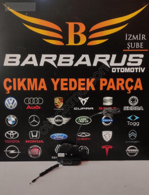 RENAULT FLUENCE SAĞ ARKA KAPI KİLİDİ 825020020R