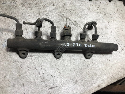 Fiat Doblo Punto Stilo1.9 JTD Rail Borusu 0445214016 BOSCH