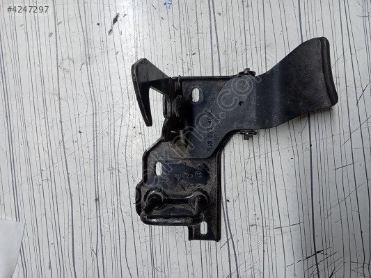 Skoda Fabia Rapid Roomster Kaput Kilidi 5J0823480C