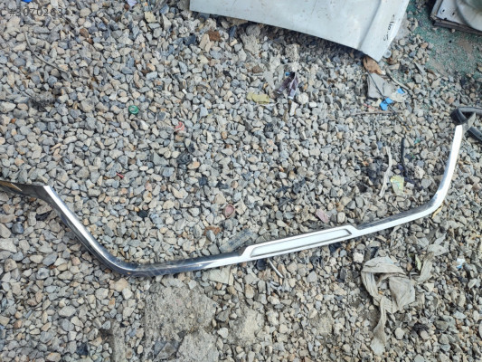 Renault Trafic 3 Ön Panjur Alt Nikelajı