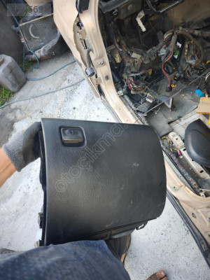 opel omega torpido çekmecesi .son olur fiyat