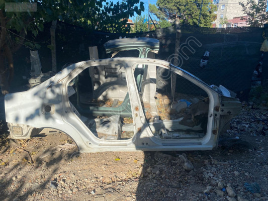 LOGAN SAĞ MARŞPİYEL AKİL YAMAN OTOMOTİV