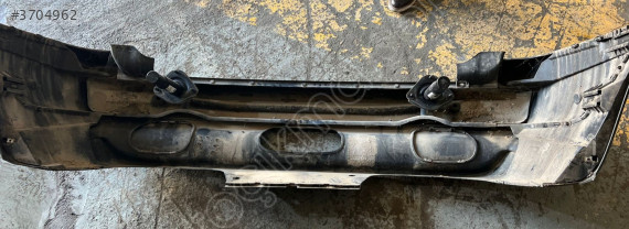 BMW X5 Arka Tampon Demiri ve Amortisör Seti