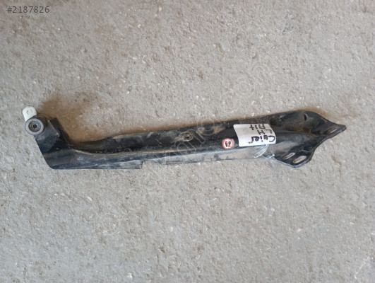 Renault Fluence arka tampon taşıyıcı