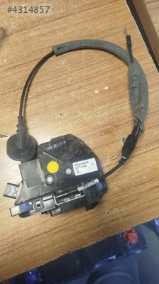 Renault captur sol arka kapı kilidi sıfır orjinal