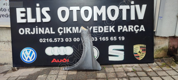 Audi Q3 Sol Ön Çamurluk - Oto Çıkma Parçaları