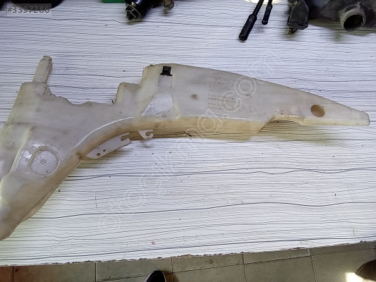 FORD Focus Silecek Suyu Deposu C3R37C3R51