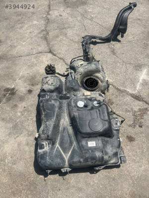 Opel Zafira Yakıt Deposu