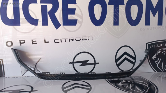 PEUGEOT 508 ÖN TAMPON ORTA IZGARA CİTASI 9813565277