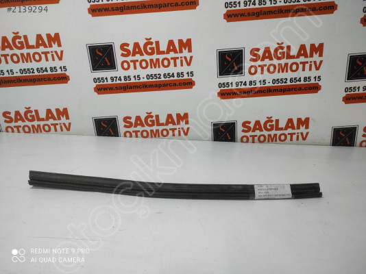 AUDİ A3 SPORTBACK SOL-SAĞ ARKA CAM SIYIRICI FİTİL 8V4839479