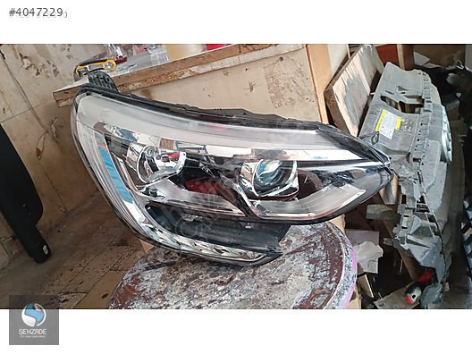 RENAULT MEGANE 4 JOY PAKET SAĞ FAR ÇIKMA ORJİNAL