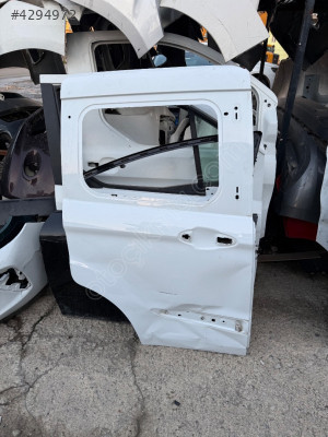 Ford Courier sağ arka kapı sürgülü  beyaz