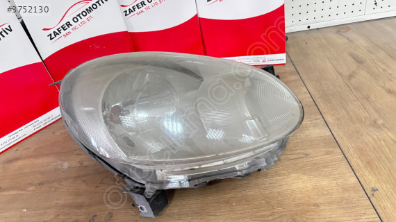 Nissan Micra 2010-2013 Sağ far