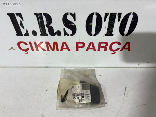 CİTROEN C4 ÖN TAMPON ÇEKİ DEMİR KAPAĞI 7414JR