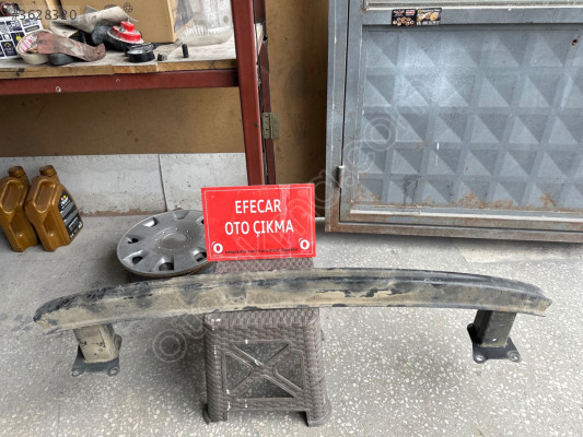 Volkswagen Jetta / Golf arka tampon demiri çıkma orjinal