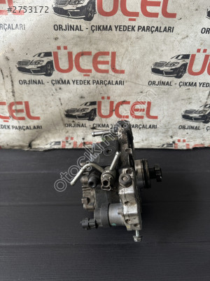 TOYOTA COROLLA 1.4 D4D MAZOT POMPASI ÜÇEL OTO ÇIKMA