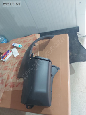 Berlingo ve partner arka tampon sağ köşesi