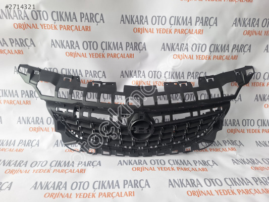 10-2012  Opel-Astra J-kasa  / Ön panjur ( nikelajsiz).