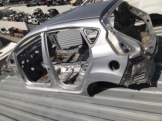 FORD FİESTA 2010 tavan arka çıkma orjinal