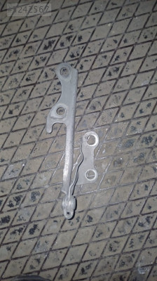 1993-1998 Toyota Corolla sağ kaput menteşesi