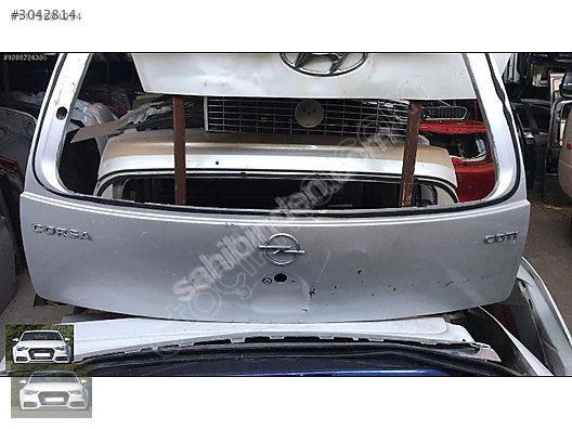 Opel Corsa c bagaj kapağı
