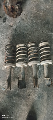 Opel Corsa b ön helezon yayı çıkma orjinal