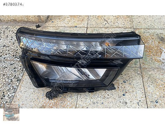 SKODA QAMİQ SAĞ FAR FULL LED ÇIKMA