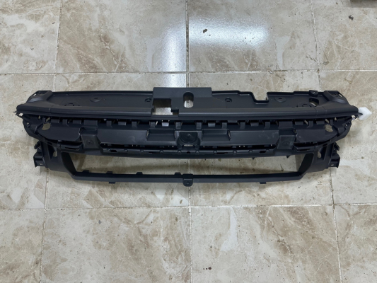 PEUGEOT 208 ÖN TAMPON İÇ MASKE