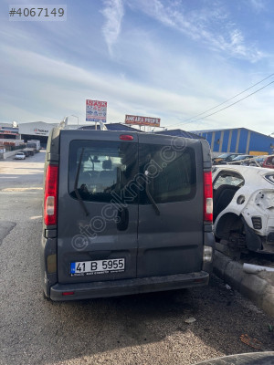 Renault Trafic arka bagajlar sağ sol