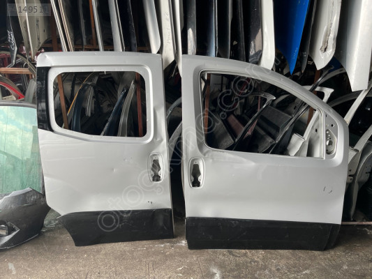 FIAT FIORINO SAĞ İKİ KAPI 2008-2024 ÇIKMA ORİJİNAL