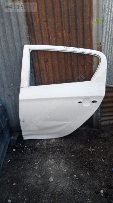 Hyundai i20 sağ arka kapı model 2013