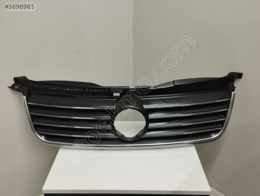 Volkswagen Passat B5 2001-2005 Ön Panjur Kromlu Orijinal Çıkma