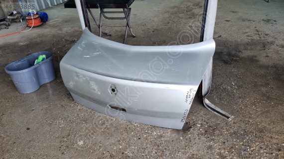 Renualt megane 2010 arka bagaj kapagi