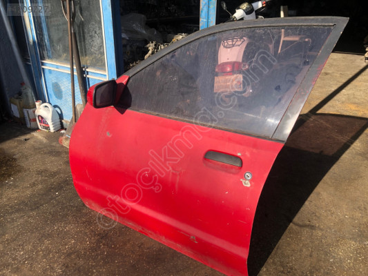 MAZDA 121 SOL ÖN KAPI